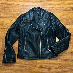 Leather jacket perfect condition